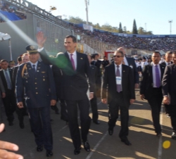 Don Felipe a su llegada al Estadio Nacional